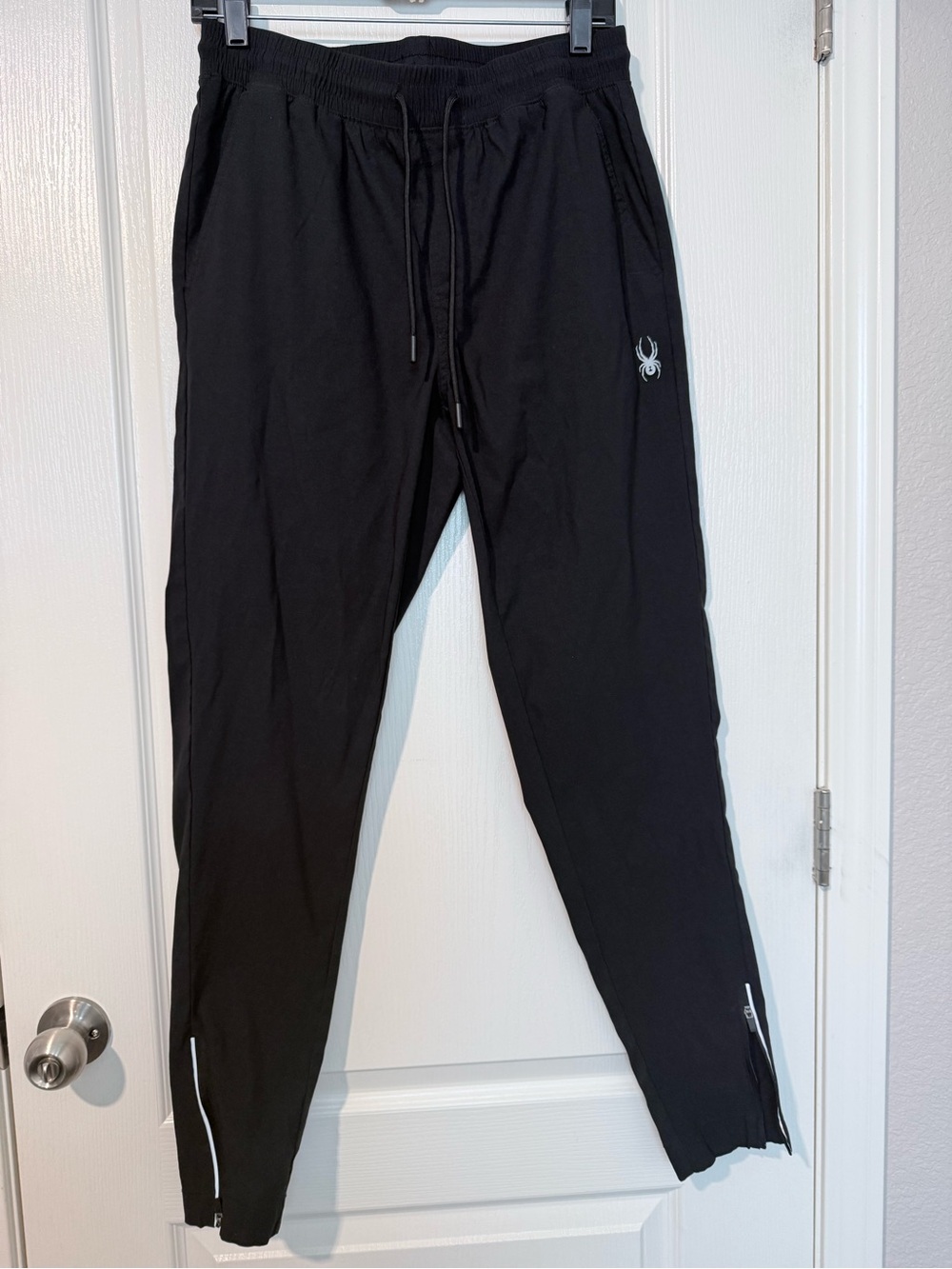 Spyder Black Men’s Jogger Sweatpants with Zipper Ankles